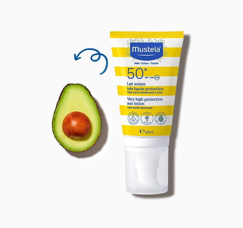 Солнцезащитный лосьон для лица и тела с высокой степенью защиты Mustela Bebe Enfant Very High Protection Face And Body Sun Lotion SPF 50+ 40 мл