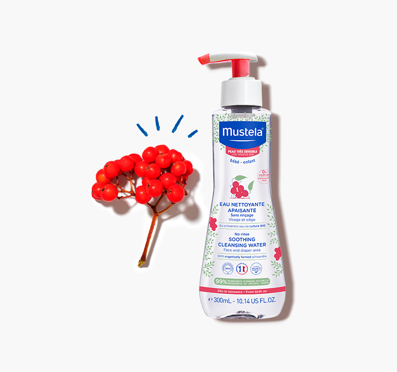Успокаивающий несмываемый очищающий флюид Mustela Soothing Cleansing Fluid 300 мл